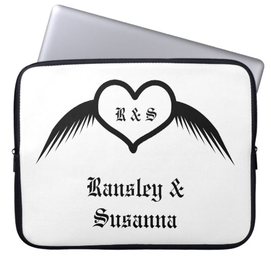 Gothic Wedding Flügelherz Mit Monogramm Laptopschutzhülle (Vorderseite)
