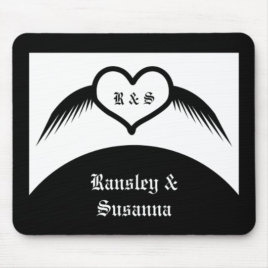 Gothic Wedding Flügelherz Mit Monogramm Mousepad (Vorne)