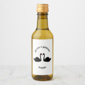 Gothic Wedding Kissing Black Swans Custom Weinetikett (Vorderseite)