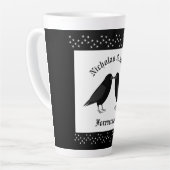 Gothic Wedding Kissing Ravens Custom Milchtasse (Linke Ecke)