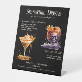 Gothic Wedding Whimsigoth 5 Signature Drinks unter Sockelschild
