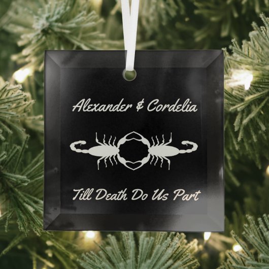 Gothic White Wedding Scorpions Custom Ornament Aus Glas (Insitu)