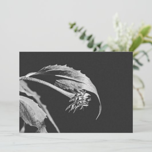 Gothic Wilting Flower Photo Reprint Einladung (Stehend Vorderseite)