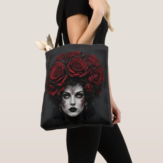 Gothische Frau Tasche (Von Nahem)