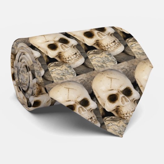 Gothischer Schädel Krawatte (Gerollt)