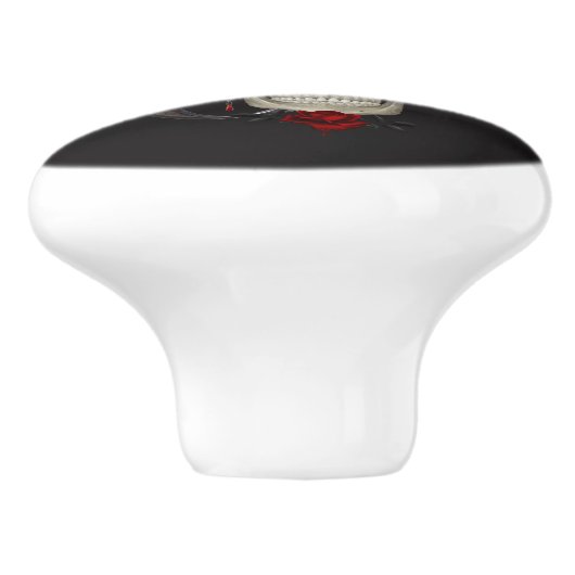 Gothischer Schädel mit Rose und Reben Keramikknauf (Seitenansicht)