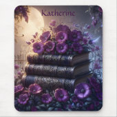 Gothisches Buch Lila Blumenmuster Mousepad (Vorne)