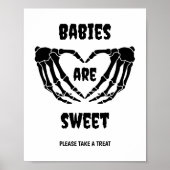 Gotische Babys sind ein süßes Halloween-Babyduschz Poster (Vorne)