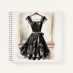 Gotische Eleganz: Kleines schwarzes Kleid LBD Leer Notizblock