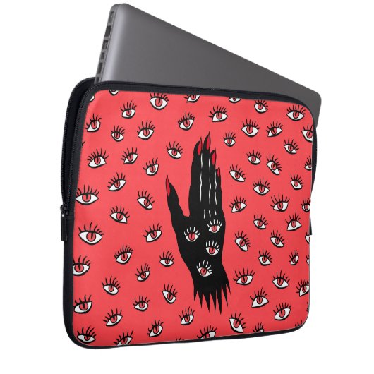 Gotische Halloween Art - Schwarze Hand Spooky Eyes Laptopschutzhülle (Vorne Rechts)