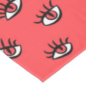 Gotische Halloween Art - Schwarze Hand Spooky Eyes Tischdecke (Schrägansicht)