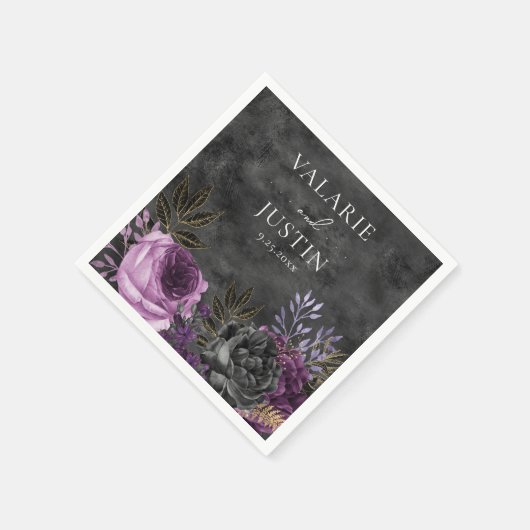 Gotische Hochzeit mit Lila und schwarzer Flora Serviette (Ecke)