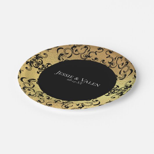 Gotische Hochzeit mit schwarzem Swirl Pappteller (Schrägansicht)