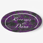 Gotische Hochzeitspapier-Teller mit lila und schwa Pappteller (Schrägansicht)