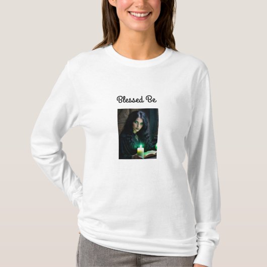 Gotische Hübsche Hexe, dunkles Thema T-Shirt (Vorderseite)