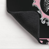 Gotische Liebe | Rosa und schwarze Skelette Herz B Mousepad (Ecke)