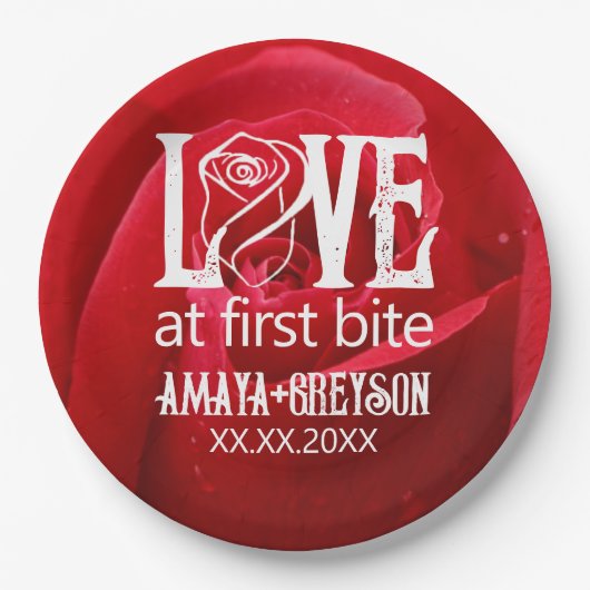 Gotische Rote Rose Liebe bei First Bite Wedding Pappteller (Vorderseite)