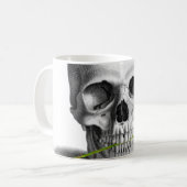 Gotische Schädel-Rosen-Horror-Fantasie Kaffeetasse (Vorderseite Links)