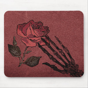 Gotische Skeletthand und Rose Burgunderrot Mousepad