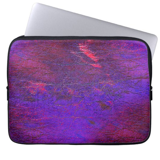 Gotische Veilchen bis rot vergrößertes Leder mit F Laptopschutzhülle (Vorderseite)