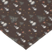 Gotische Weihnachtsbaum Creepy Snowmen Tischdecke (Schrägansicht)