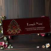 Gotischer Bogengang mit Skulls.