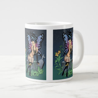Gotisches feenhaftes Grab, das mit Rissen durch Al Jumbo-Tasse