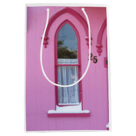 Gotisches Fenster und Schnee - Martha's Vineyard Mittlere Geschenktüte
