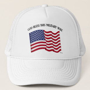 GOTT BLESS DIESE MILITÄRISCHE EHEFRAU mit US-Flagg Truckerkappe