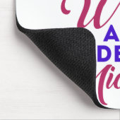 Gott fand die stärkste weibliche Hebamme Mousepad (Ecke)