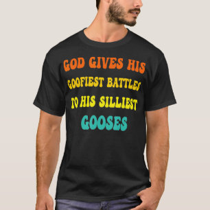 Gott gibt seine goofisten Kämpfe seinem silbersten T-Shirt