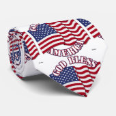 Gott segne Amerikaner mit US-Flagge Krawatte (Gerollt)