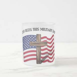 GOTT SEGNE DIESE MILITÄRVATER raues Kreuz & US-Fla Mattglastasse