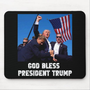 Gott segne Präsident Trump für Trump-Unterstützer Mousepad
