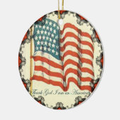 Gott sei Dank ist ein amerikanisches Flag-Ornament Keramikornament (Links)
