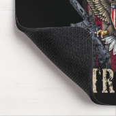 Gott Waffen Und Trump Mousepad (Ecke)