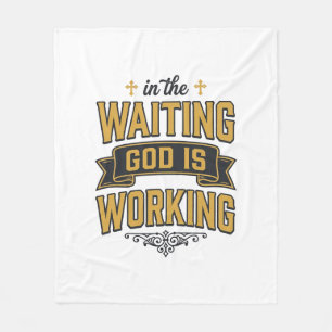 Gott wirkt Vintage-Glaubens-Typografie-Shirt_1 Fleecedecke