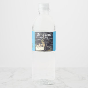 "Gotta verdient meinen Behalt" Angeljunge Wasserflaschenetikett