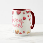 Gourmet Chocolate Valentine "Love Is Sweet" Tasse (VorderseiteRechts)