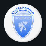 Gouverneur Svalbard, Norwegen Magnet<br><div class="desc">Gouverneur Svalbard,  Norwegen. Ideal für alle,  die den Gouverneur Svalbard Lieben. Wir haben andere norwegische Flaggen und die Gouverneursflaggen,  die Gouverneurssymbole Svalbard und das Wappen des Gouverneurs Svalbard. Es ist eine großartige Art,  dem Gouverneur Svalbard Stolz zu zeigen. Beste norwegische Flaggen,  beste Qualität immer.</div>