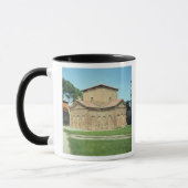 Grab von Galla Placidia, c.450 Tasse (Links)