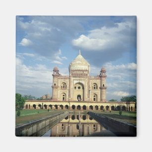 Grab von Sardar Jang, Nawab von Oudh und von Magnet