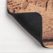 Grabstein, der ein Fischerboot darstellt Mousepad (Ecke)