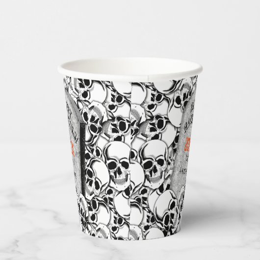 Grabstein und Skulls ID216 Pappbecher (Rechts)