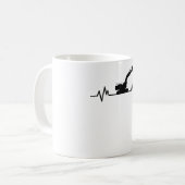 Grabungsopfer Heartbeat Motif Construction Worker  Kaffeetasse (Vorderseite Links)