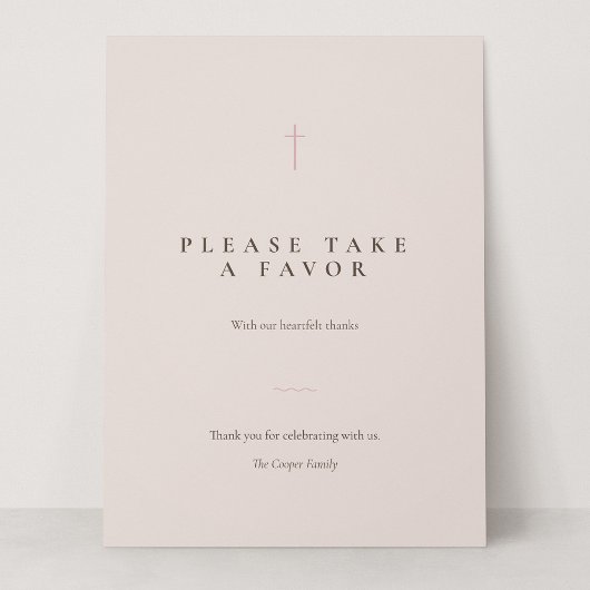 Grace Blush Minimal Cross Take a Favor Tischschild