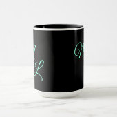 Grace-Buchstaben auf schwarz Tasse (Zentrum)