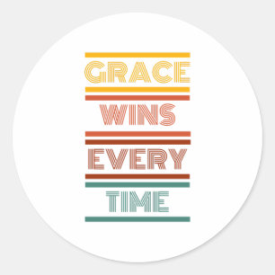Grace gewinnt jedes Mal Runder Aufkleber
