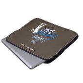 Grace Life Brown Modern Script Male Silhouette Laptopschutzhülle (Vorne Knopf)