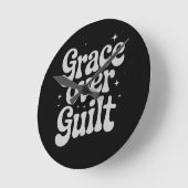 Grace Over Guilt Wall Clock Runde Wanduhr (Winkel)